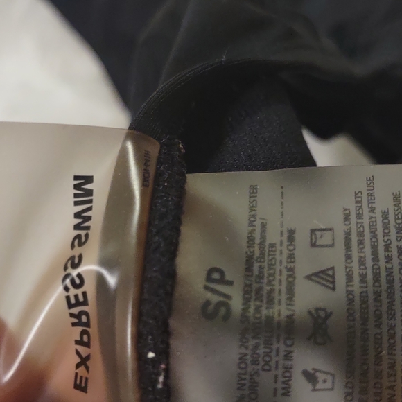 Express - Picture 5 of 5